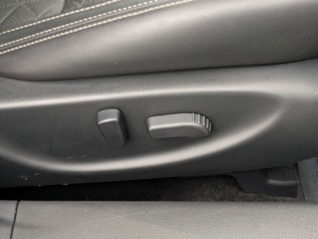 2017 Nissan Maxima Platinum