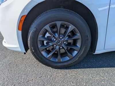 2021 Chrysler Pacifica Touring