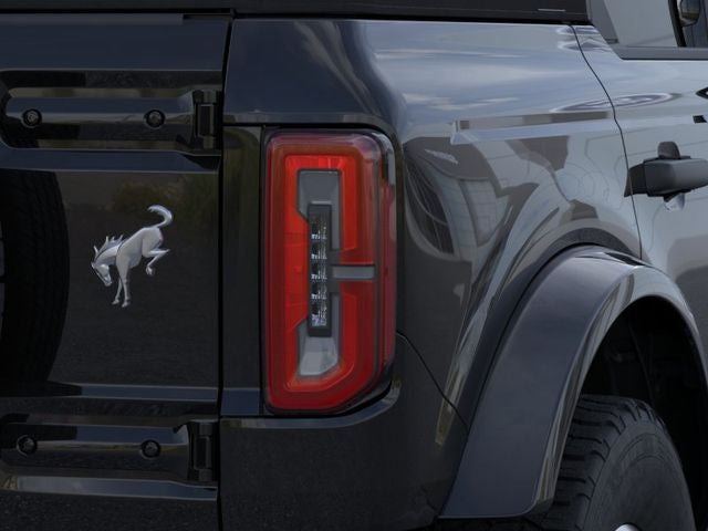 2026 Ford Bronco Outer Banks Sinister Bronze