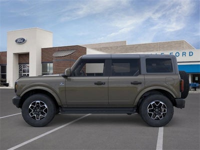 2026 Ford Bronco Outer Banks