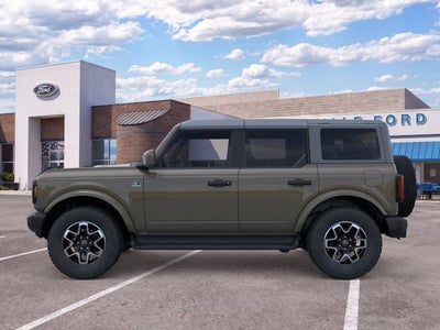 2026 Ford Bronco Outer Banks