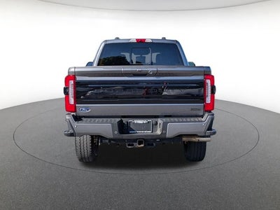 2025 Ford F-350SD Platinum