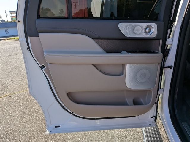 2024 Lincoln Navigator L Reserve