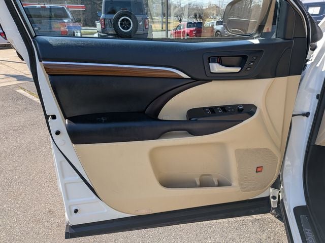 2019 Toyota Highlander Limited Platinum