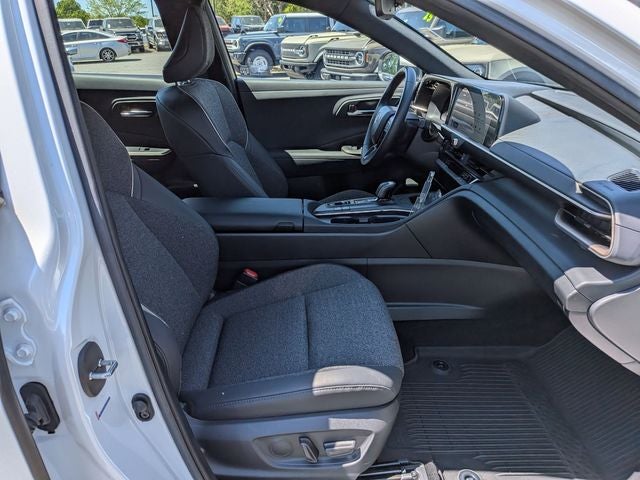 2023 Toyota Crown XLE