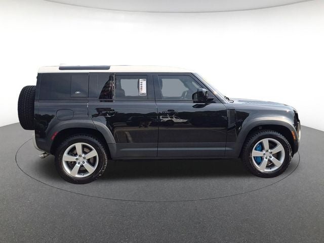2024 Land Rover Defender 110 SE