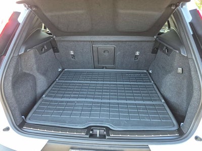 2024 Volvo XC40 B5 Plus Bright Theme